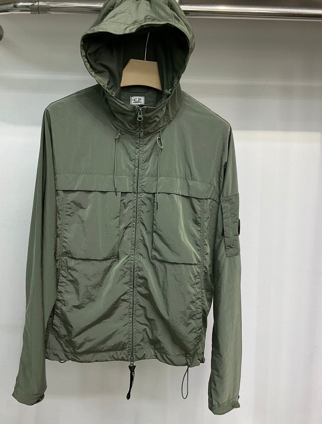 Veste nylon capuche CP