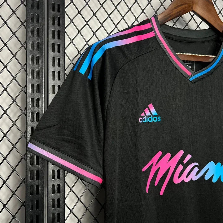 Maillot Inter Miami  foot 2024 2025 concept - vue 3