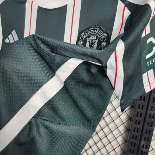 Maillot Manchester United saison 2023-2024 extérieur - vue 4