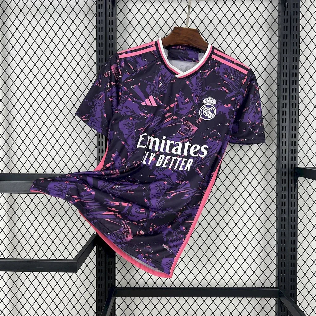 Maillot Real Madrid foot concept rose 2024 2025 v1 - vue 1