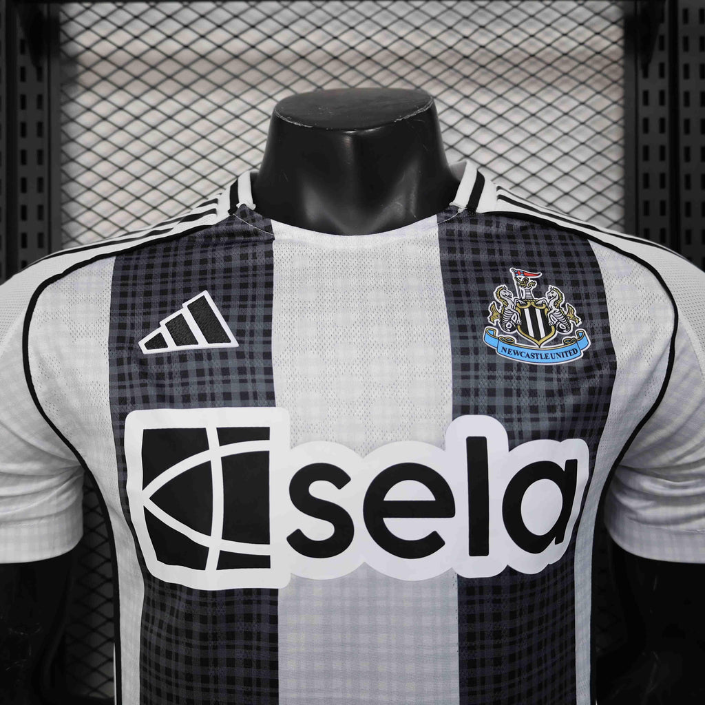 Maillot Newcastle 2025-26 v2 - vue 3