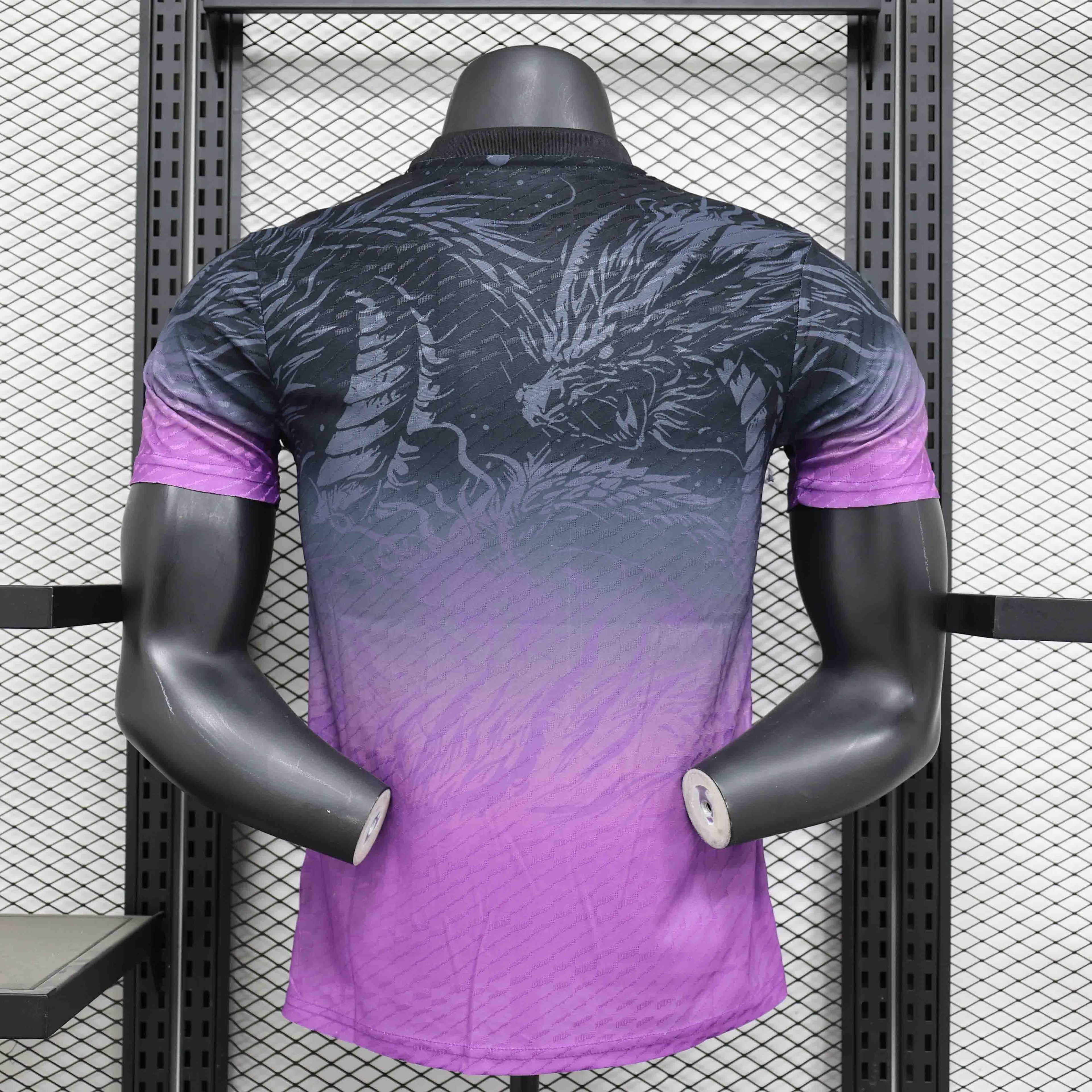 Maillot 24-25 Real Madrid v4 - vue 3