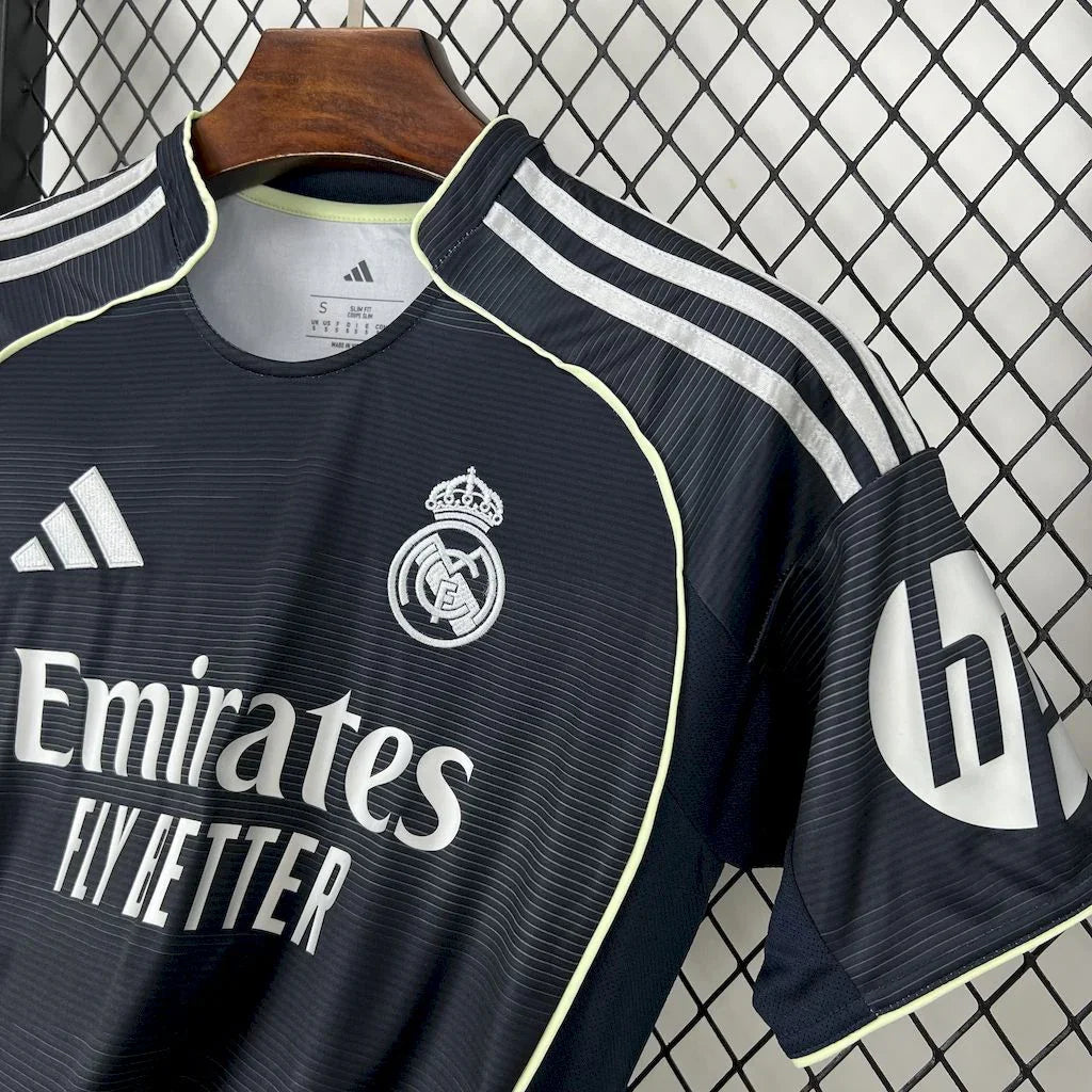 Maillot Real Madrid extérieur 2025-26 - vue 3