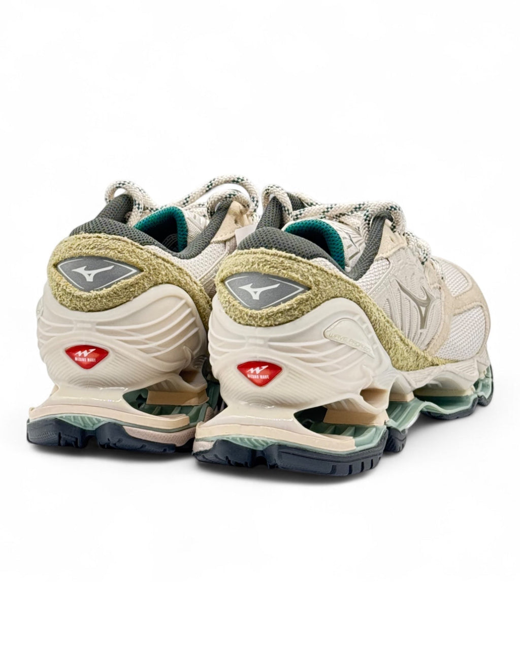 Mizuno Wave Prophecy LS beige