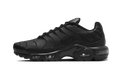 NK Air Max Plus Triple Black Leather